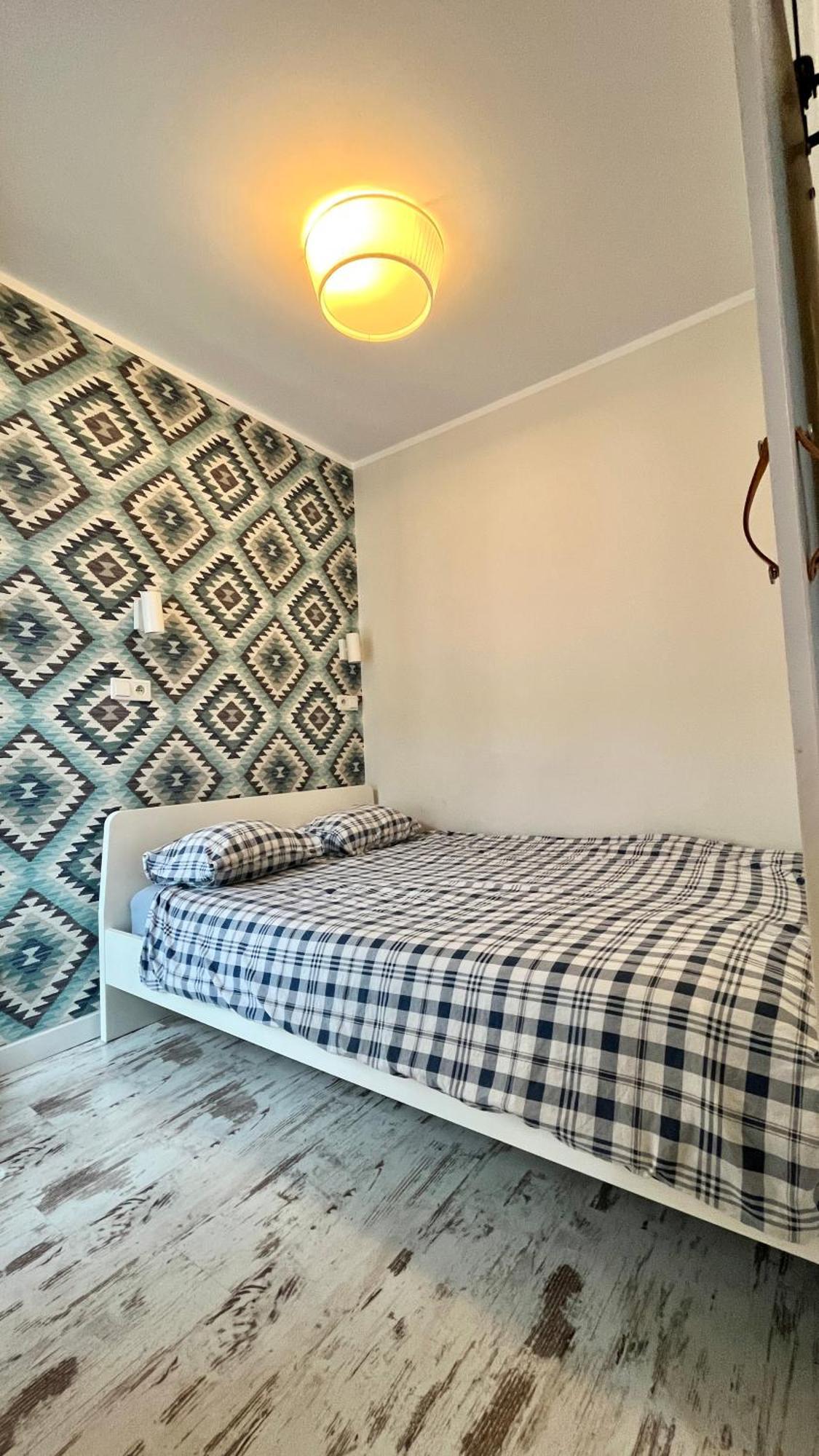Slusarska Street Apartment